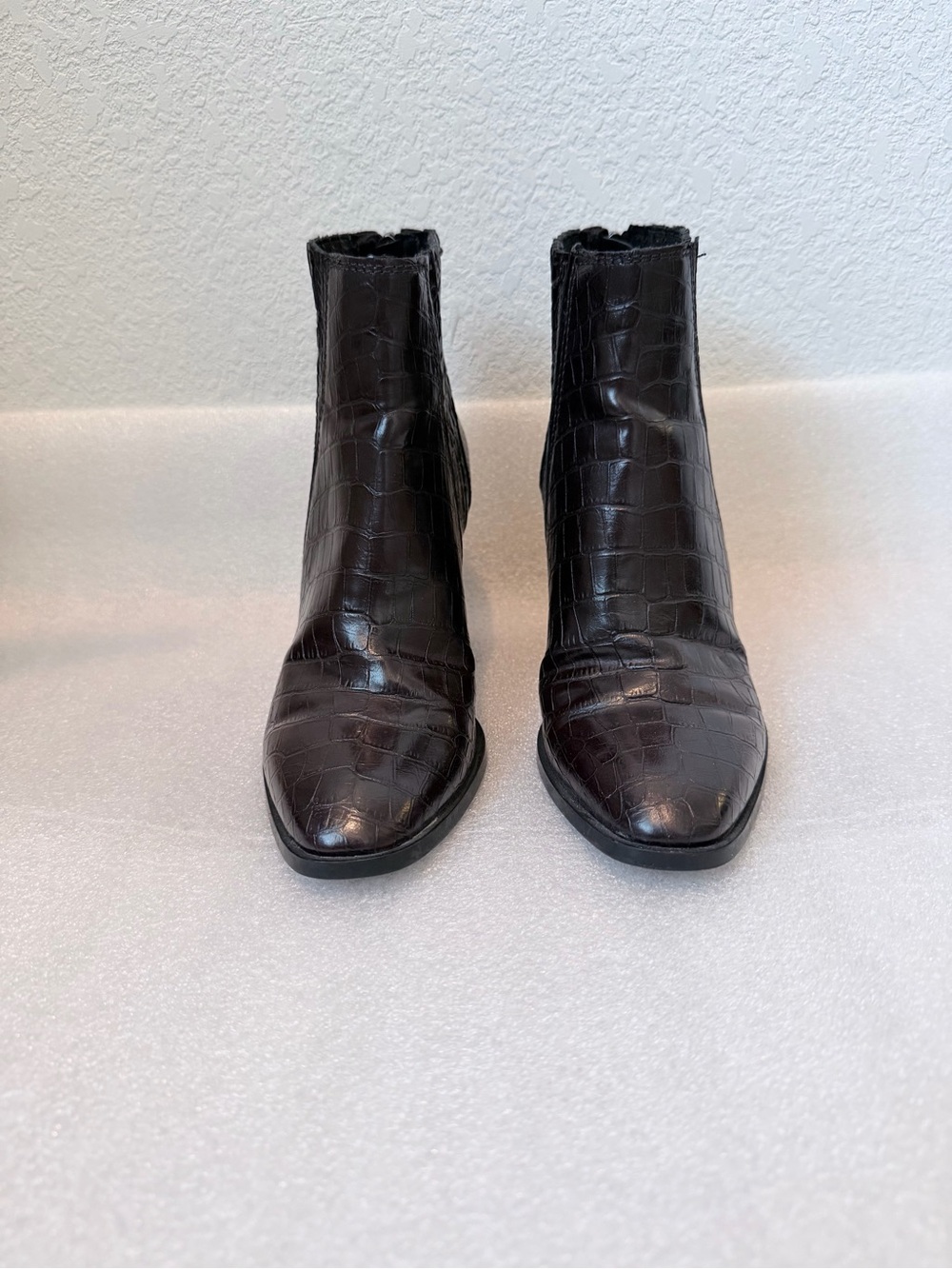 Zara Dark Brown Croc-Embossed Leather Ankle Booties Size 37